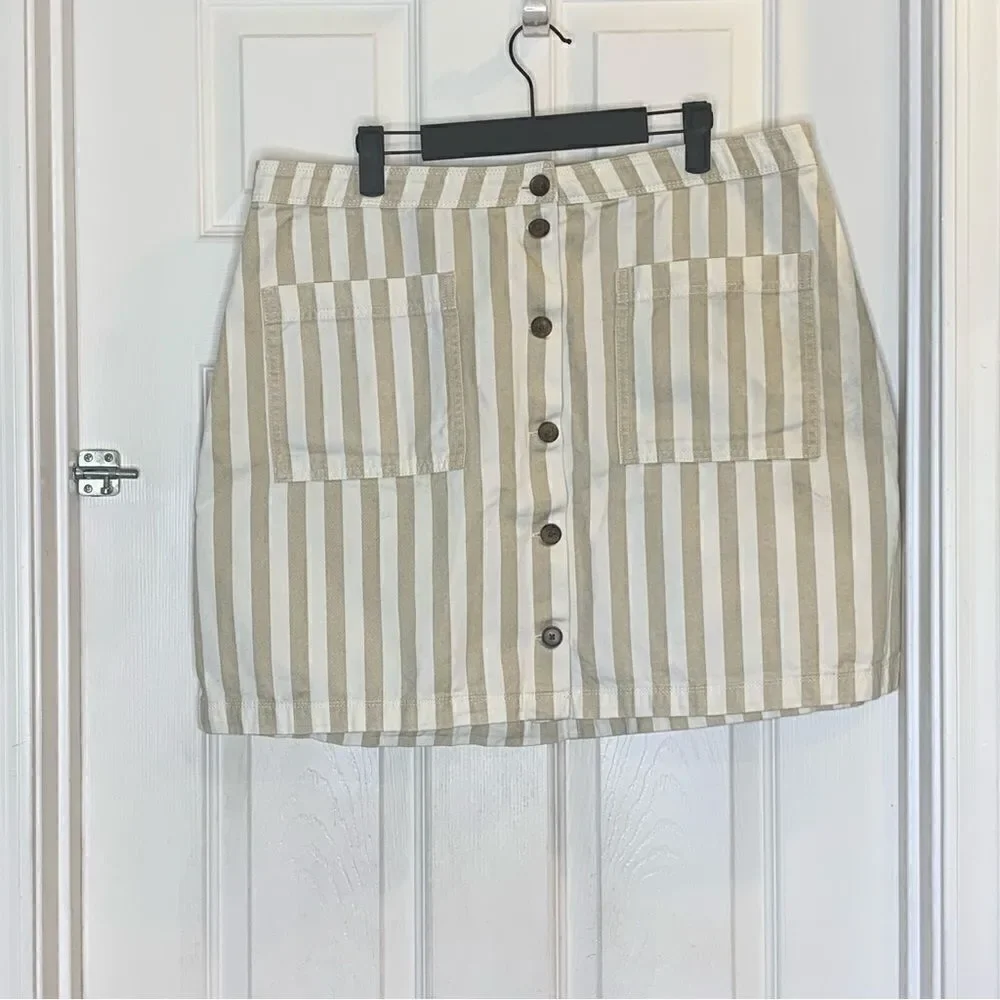 Old Navy size 16